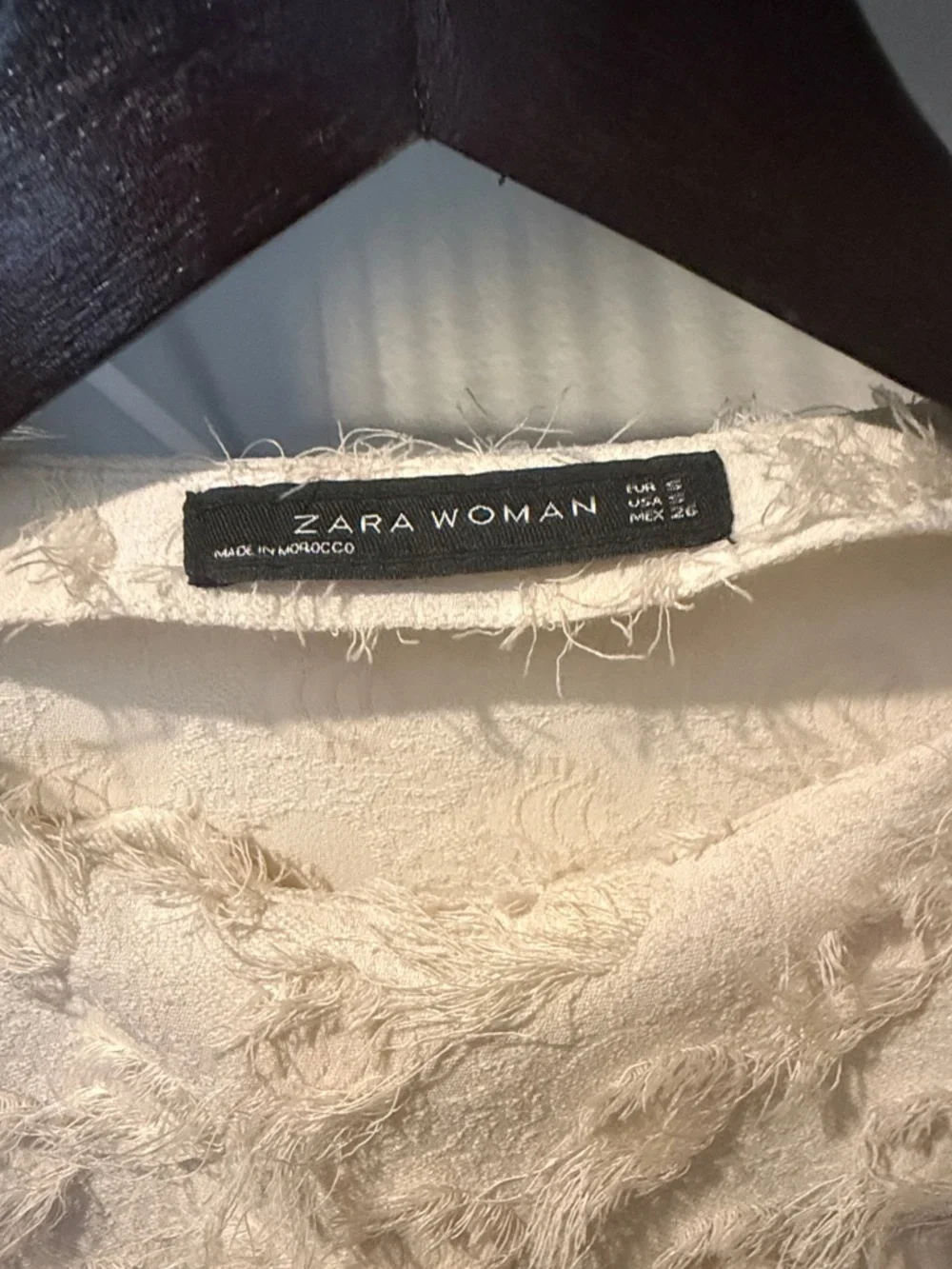 zara textured puff sleeve top sz S